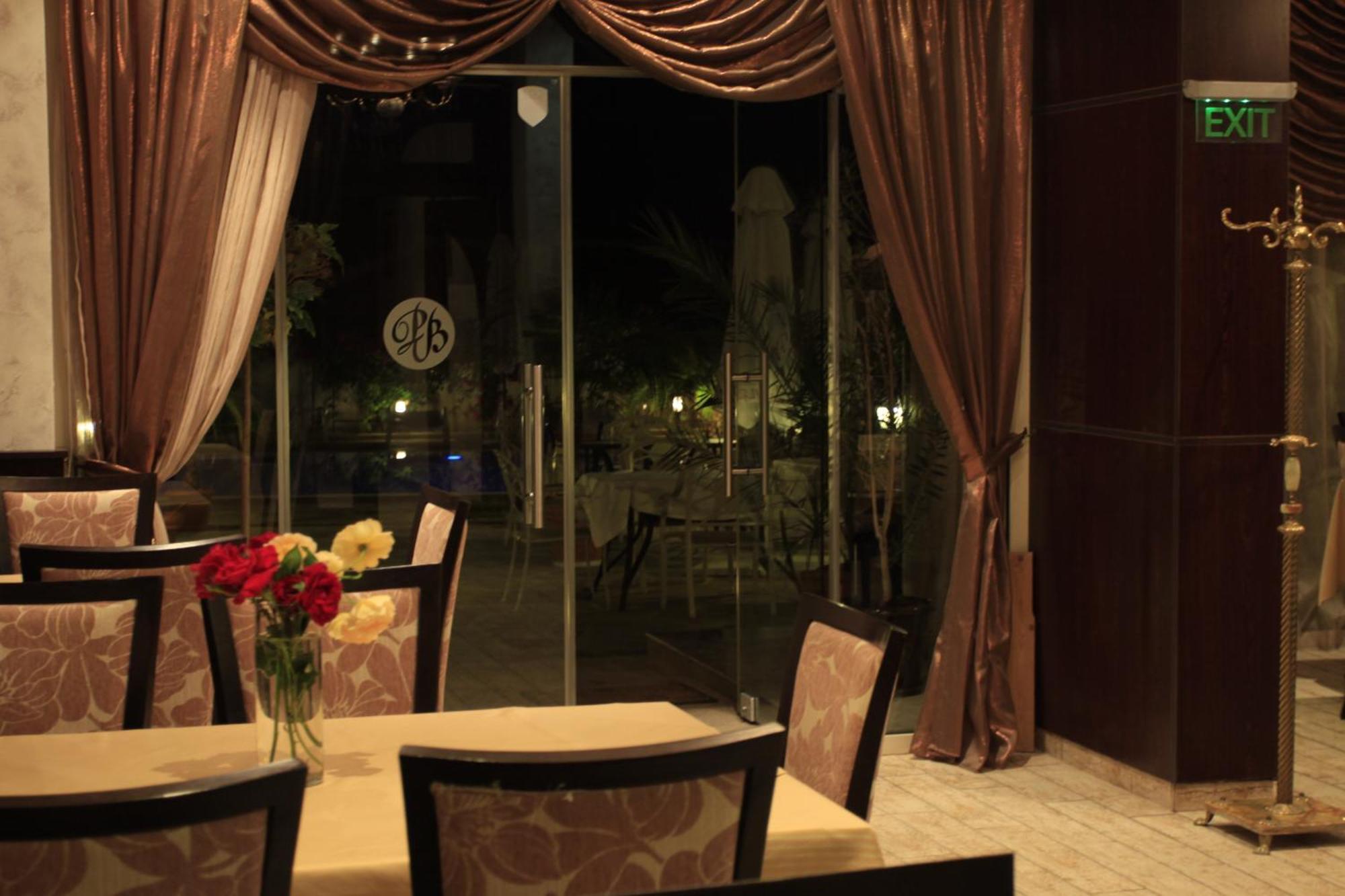 Guest House Palazzo Бяла Экстерьер фото